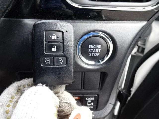 TOYOTA ESQUIRE 2019 GI