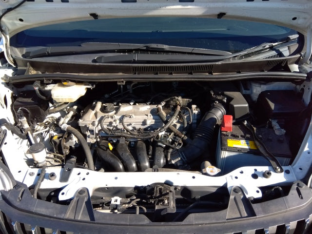 TOYOTA ESQUIRE HV-GI PREMIUM-2019 WHITE