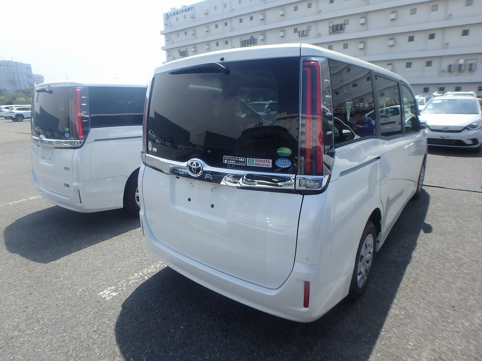 TOYOTA NOAH 2020  X