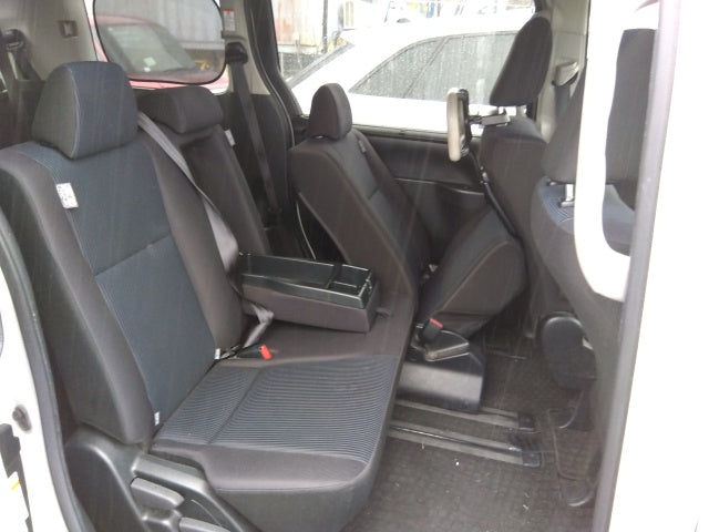 TOYOTA NOAH-NON-HYBRID X- 2020