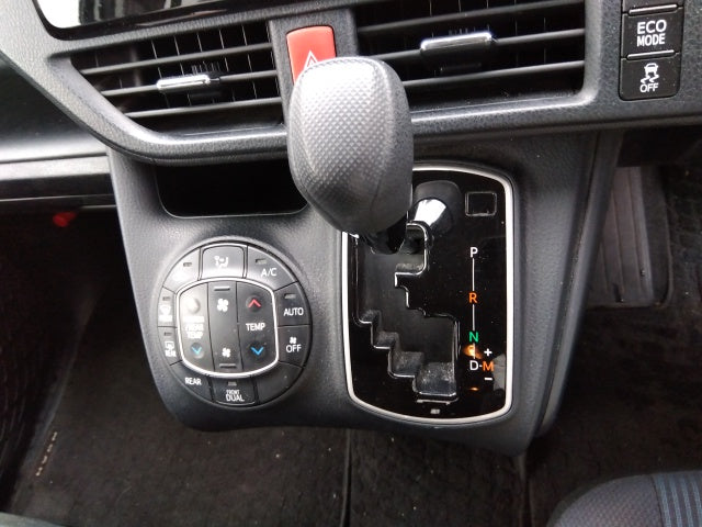 TOYOTA NOAH-NON-HYBRID X- 2020