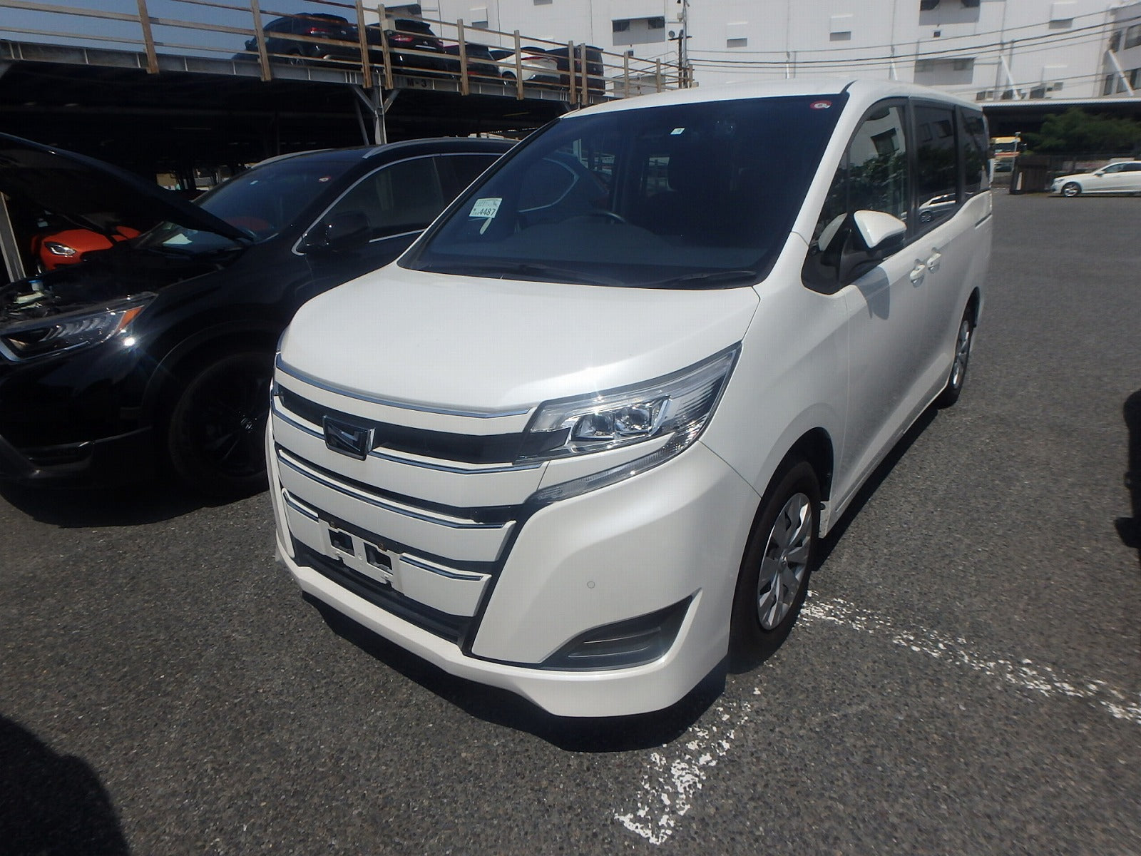 TOYOTA NOAH 2020  X