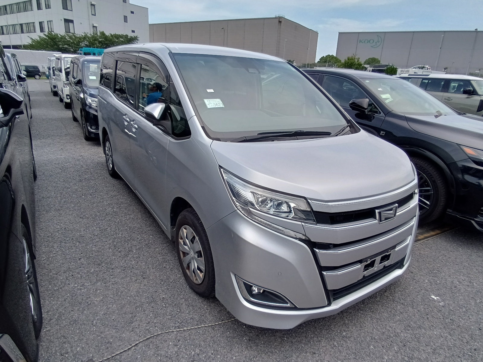 TOYOTA NOAH-X-2020