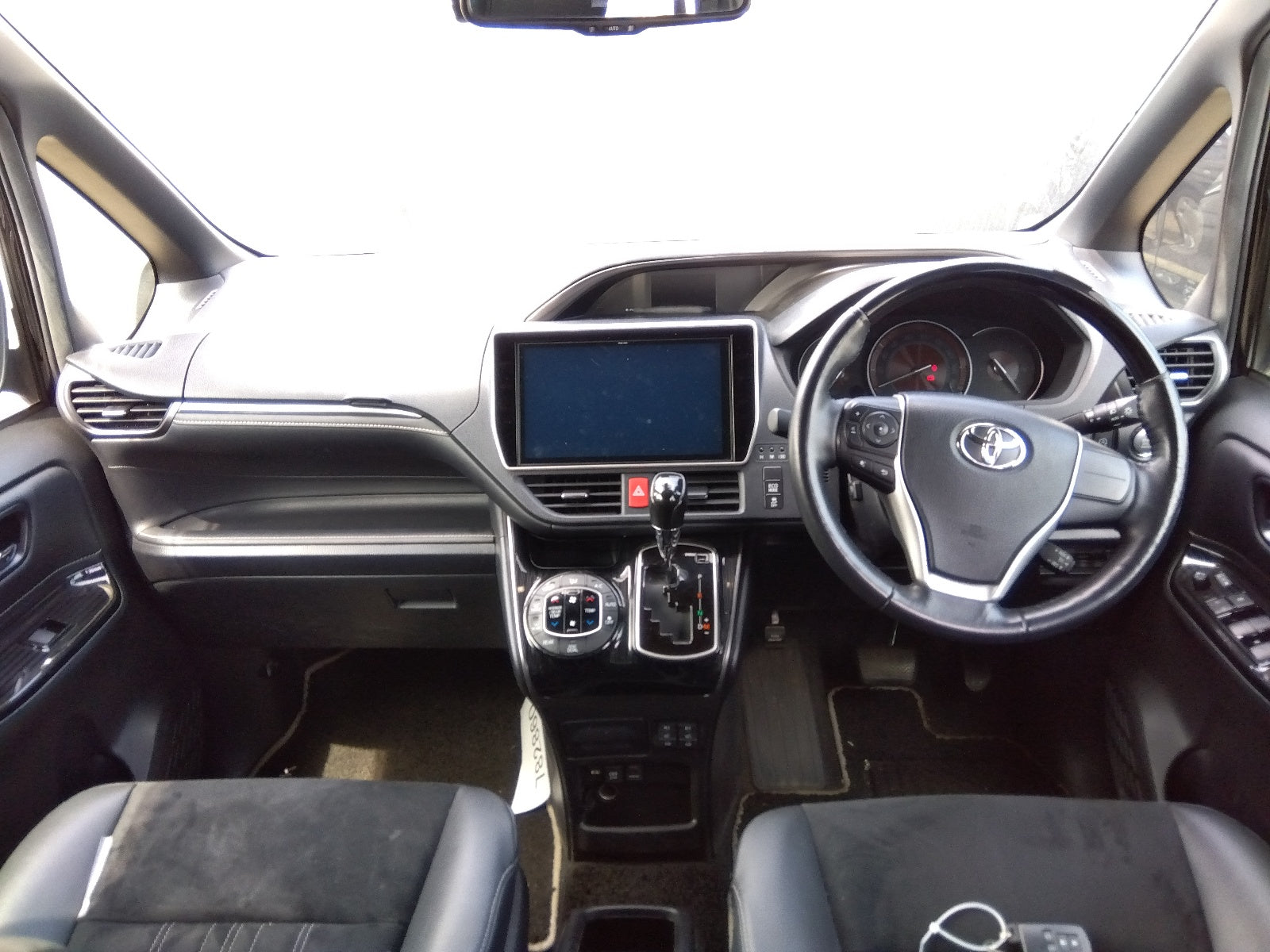 TOYOTA ESQUIRE-HYBRID GI 2020