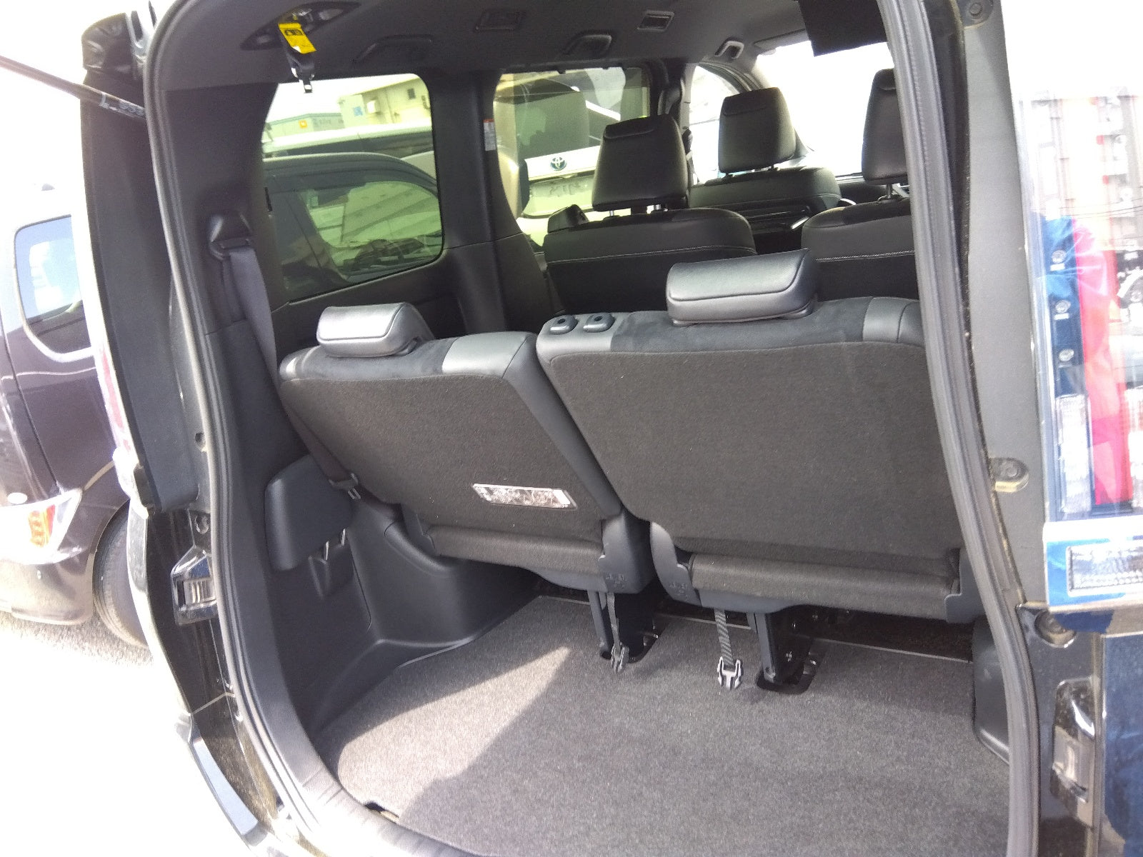 TOYOTA ESQUIRE-HYBRID GI 2020