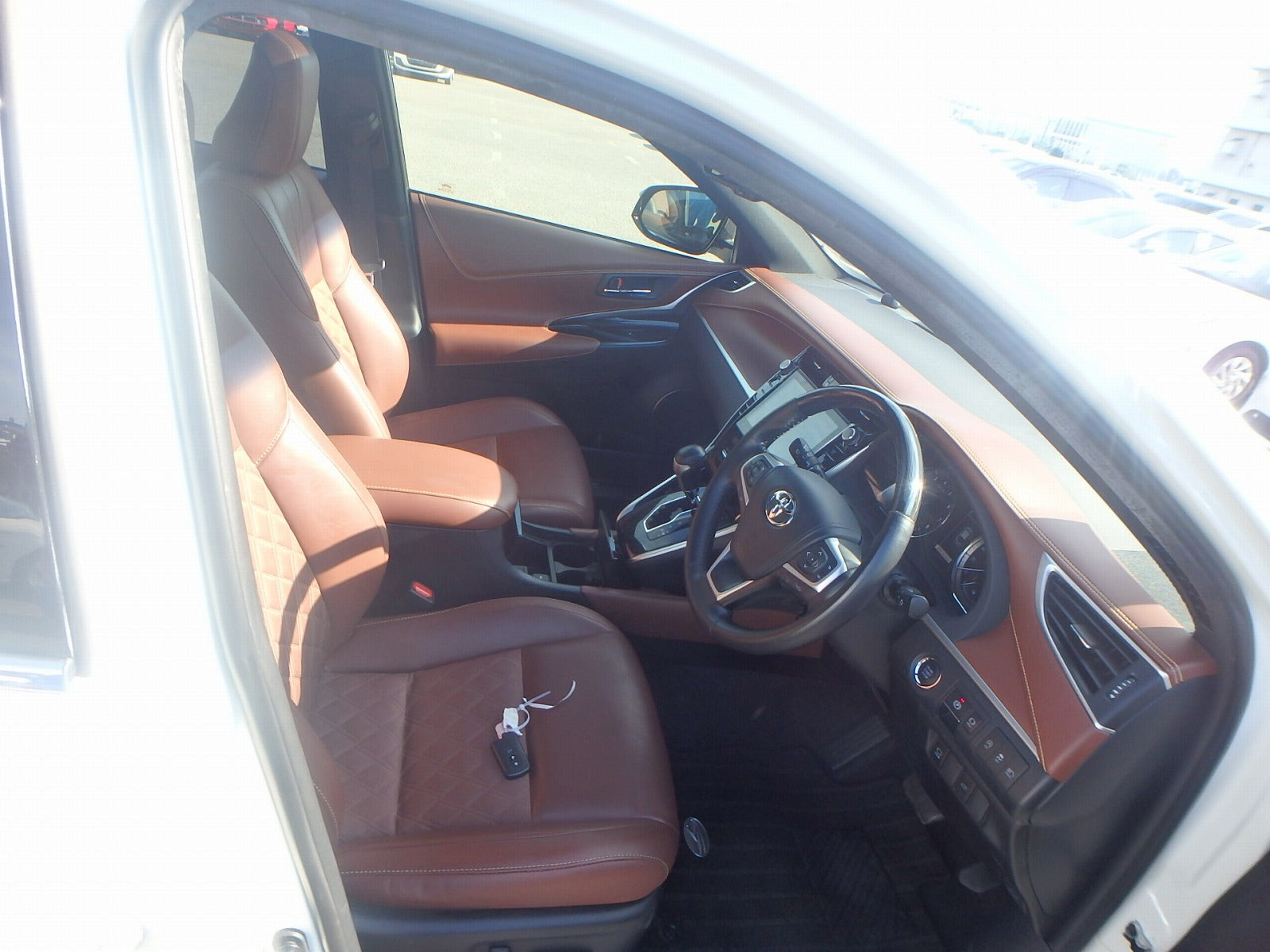 TOYOTA HARRIER HYBRID-2019