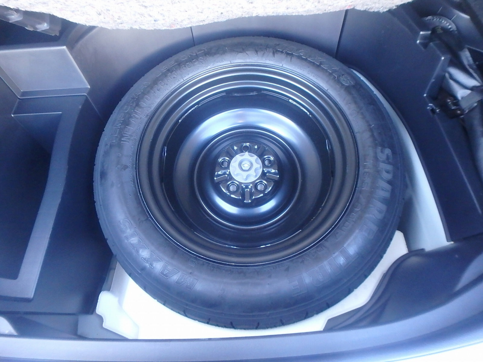 TOYOTA HARRIER HYBRID-2019