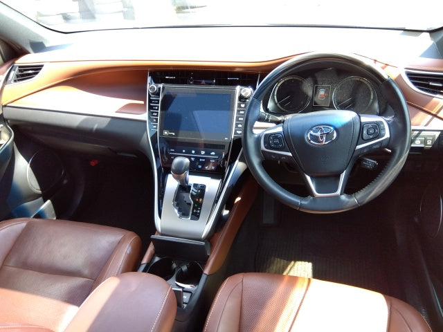 TOYOTA HARRIER PREMIUM & LEATHER PKG -2019