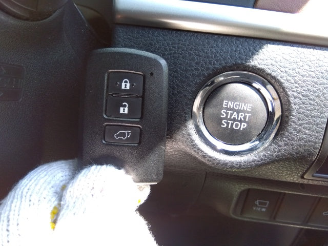 TOYOTA HARRIER PREMIUM & LEATHER PKG -2019