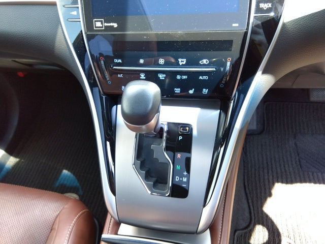 TOYOTA HARRIER PREMIUM & LEATHER PKG -2019