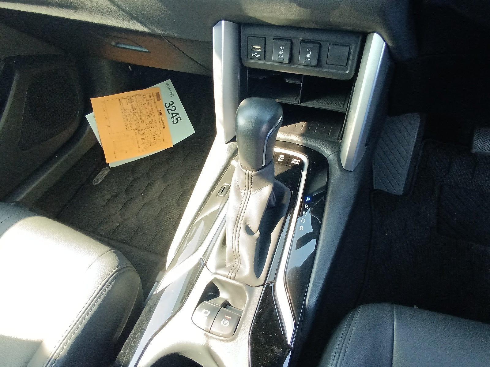 TOYOTA COROLLA CROSS 2021 WHITE HYBRID Z