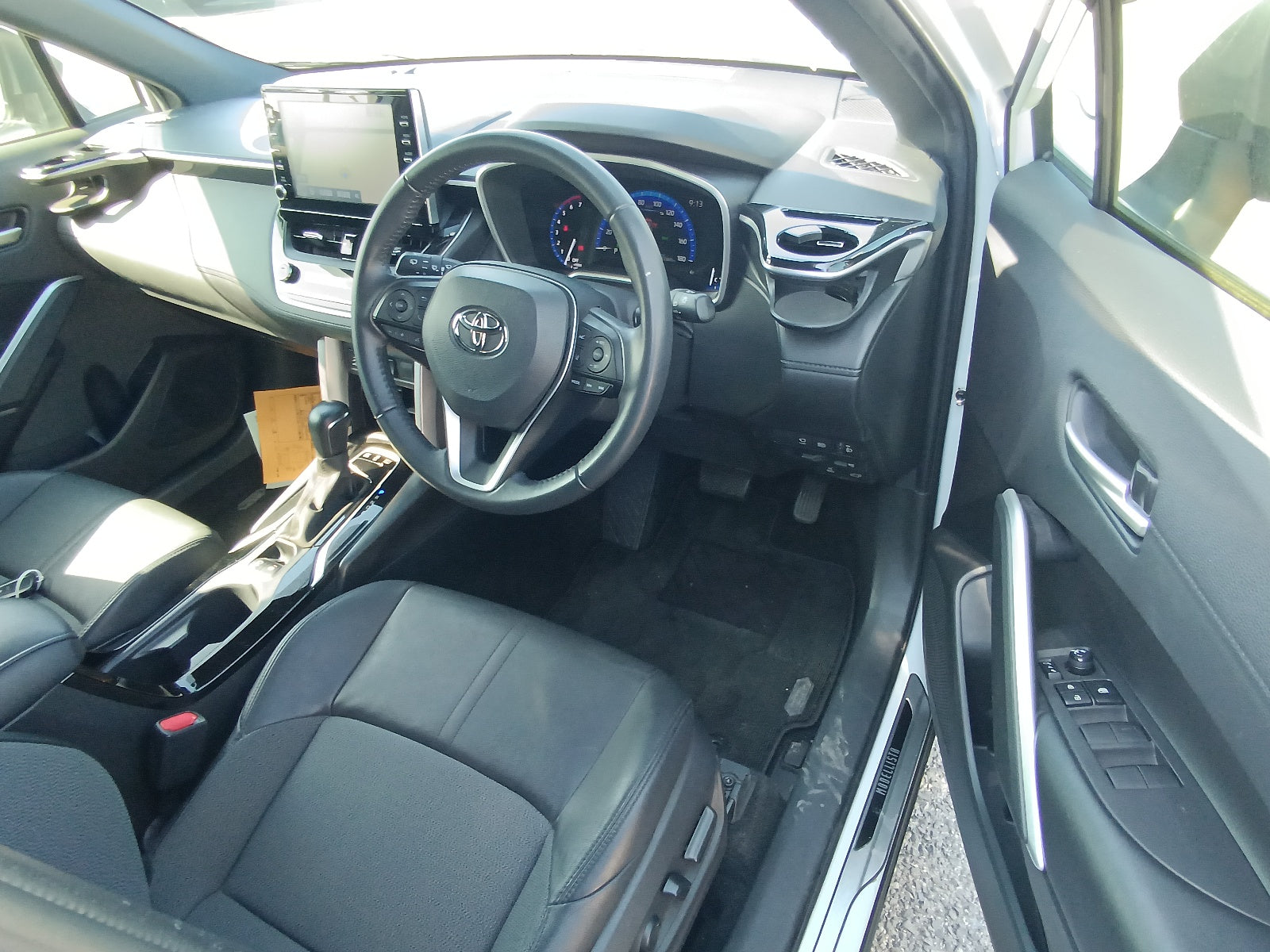 TOYOTA COROLLA CROSS 2021 WHITE HYBRID Z