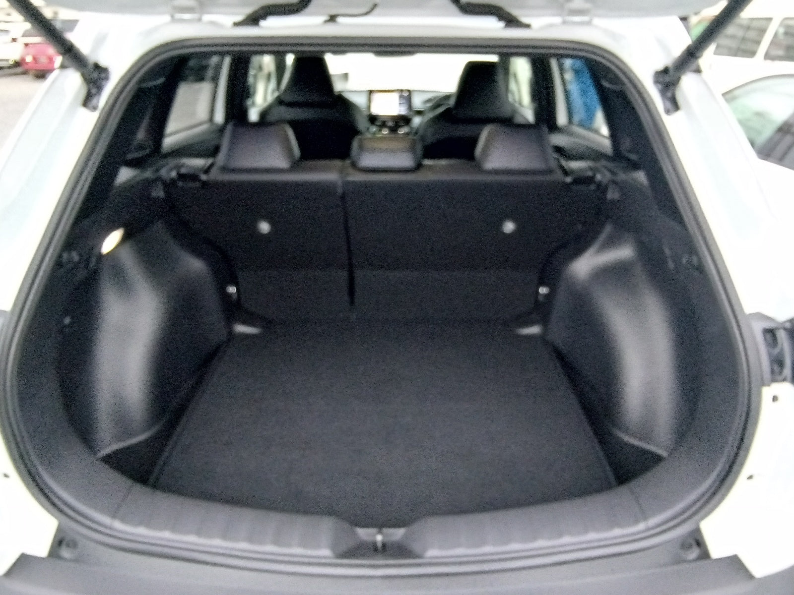 TOYOTA COROLLA CROSS 2021 PEARL HYBRID Z