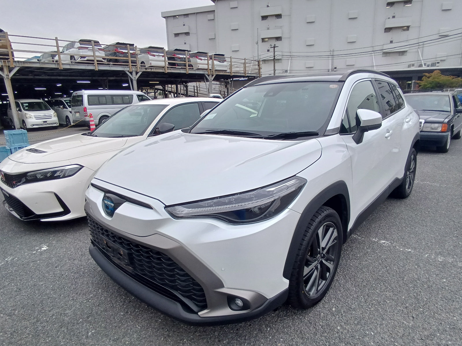 TOYOTA COROLLA CROSS 2021 PEARL HYBRID Z