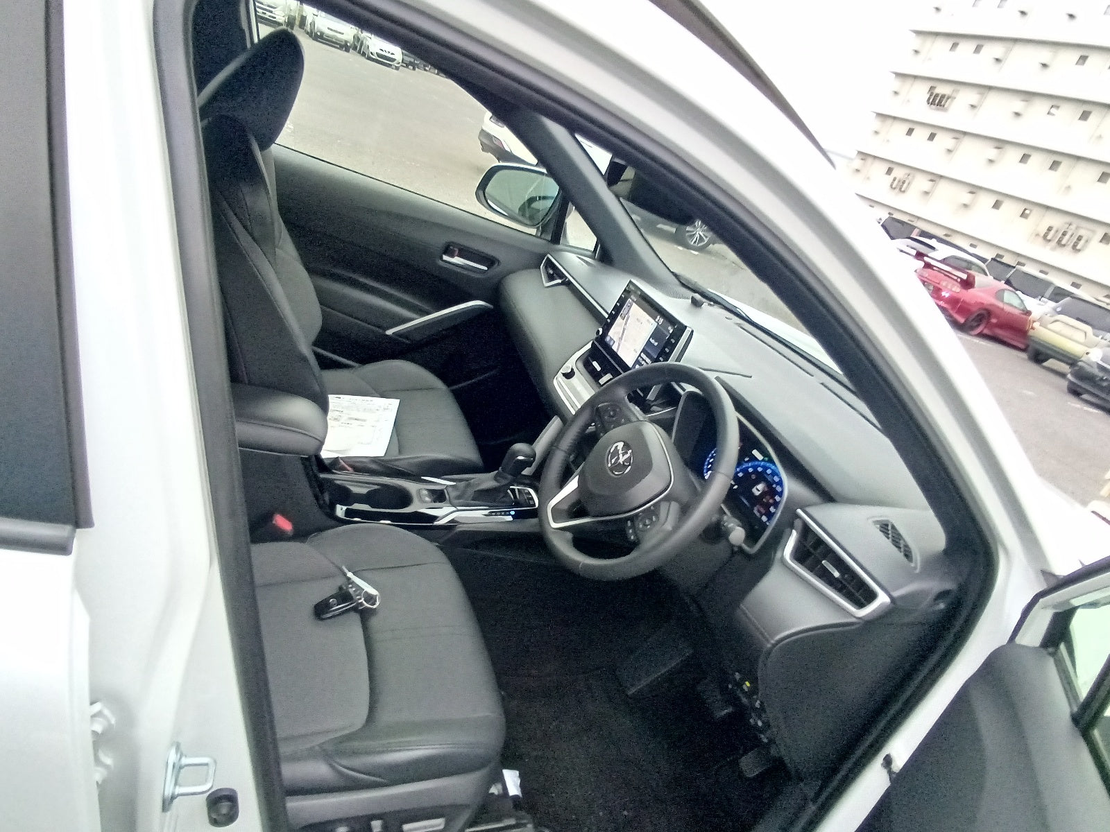 TOYOTA COROLLA CROSS 2021 PEARL HYBRID Z