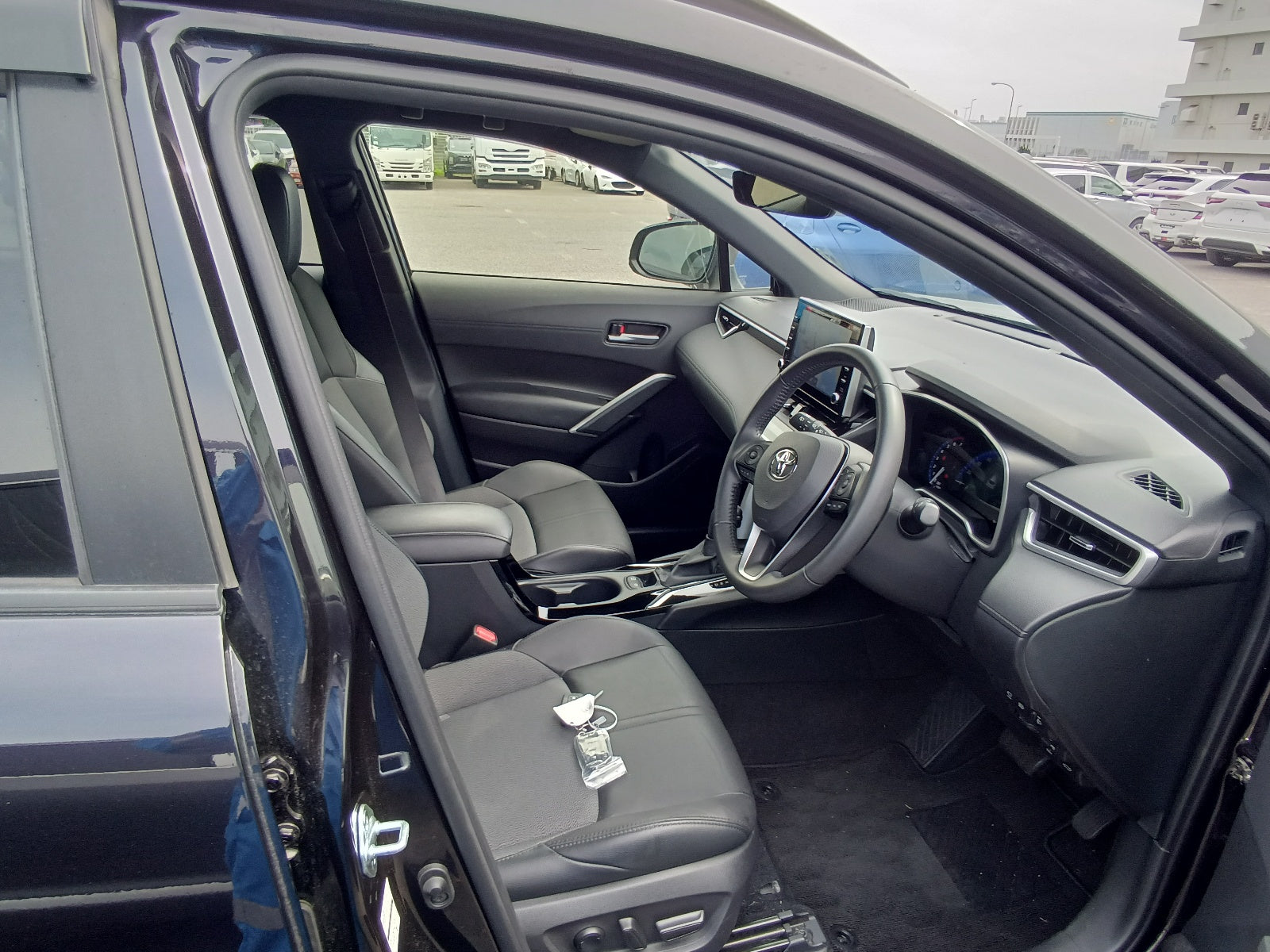 TOYOTA COROLLA CROSS-HYBRID Z-2021