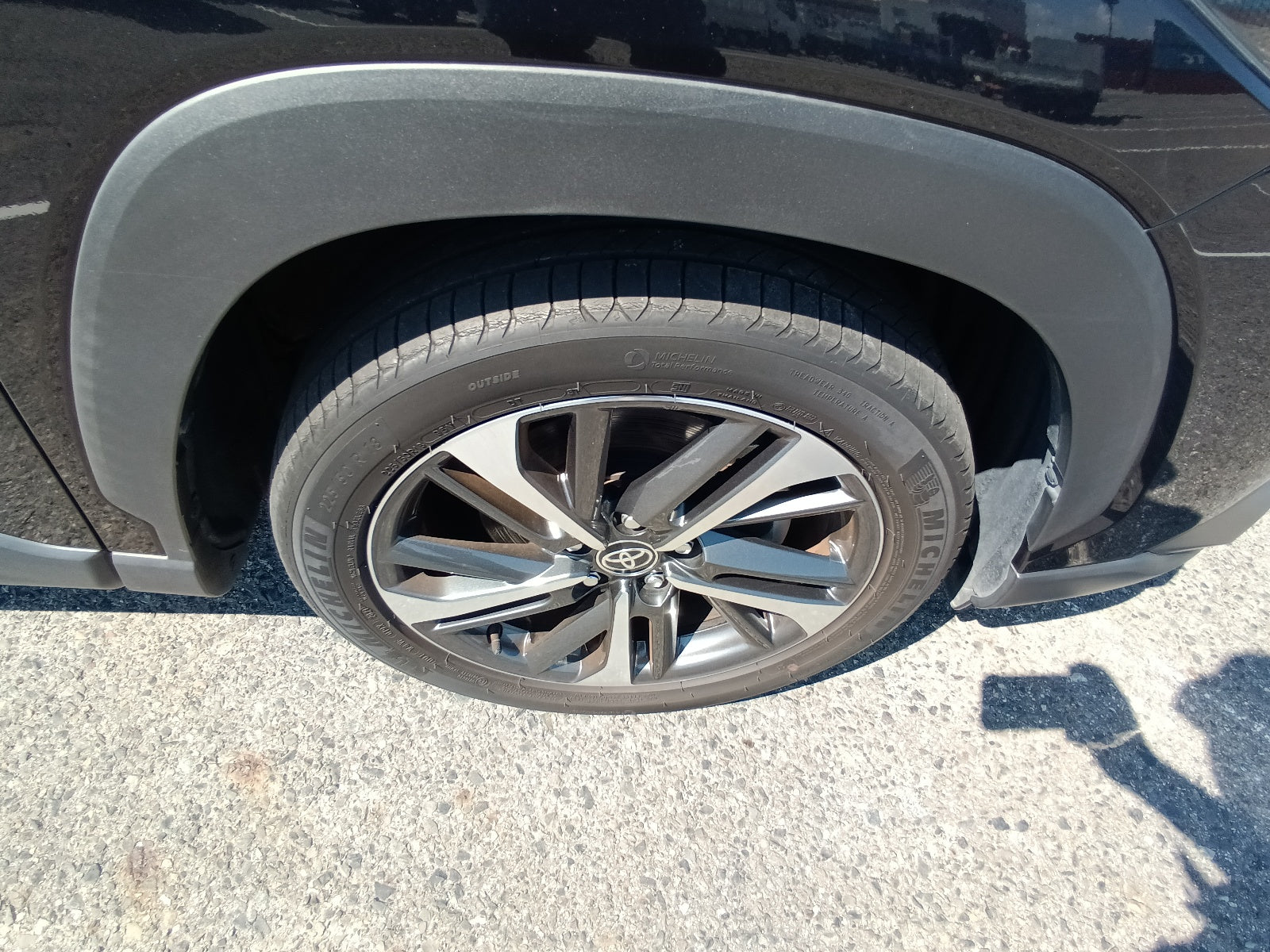 TOYOTA COROLLA CROSS 2021 BLACK