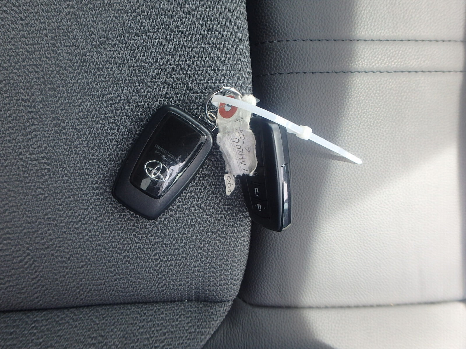 TOYOTA COROLLA CROSS-HYBRID Z-2021