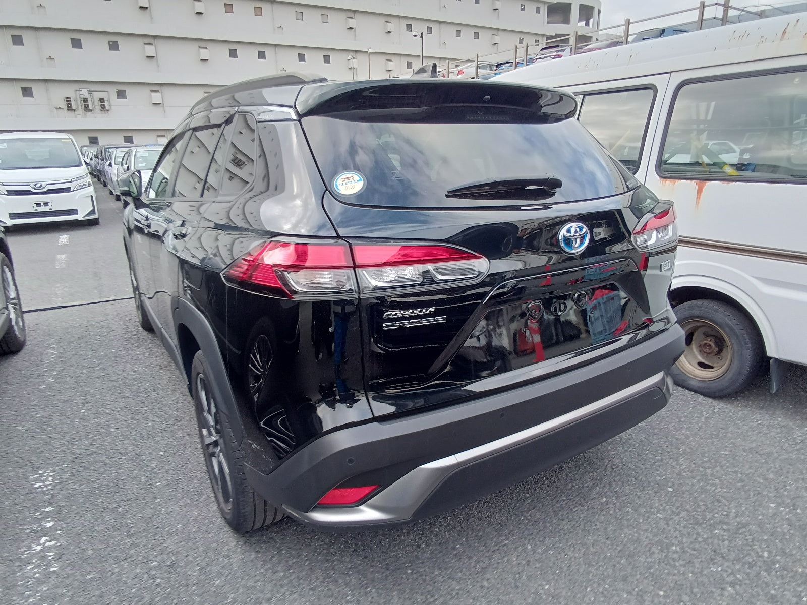 TOYOTA COROLLA CROSS-HYBRID Z-2022 BLACK