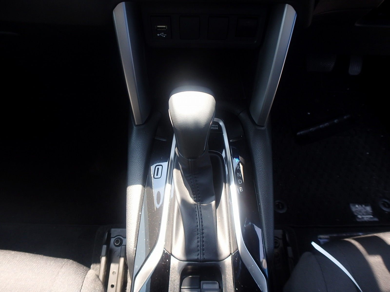 TOYOTA COROLLA CROSS-HYBRID S-2022