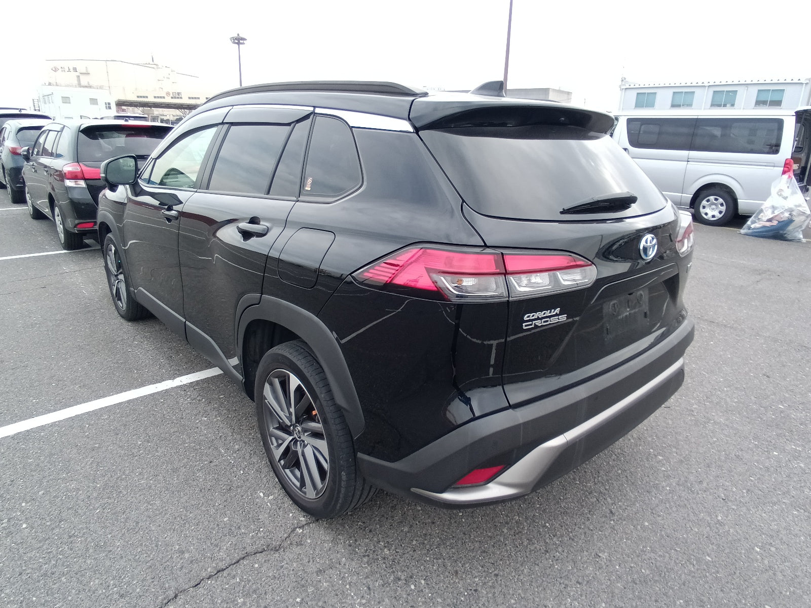 TOYOTA COROLLA CROSS-HYBRID Z-2022 BLACK