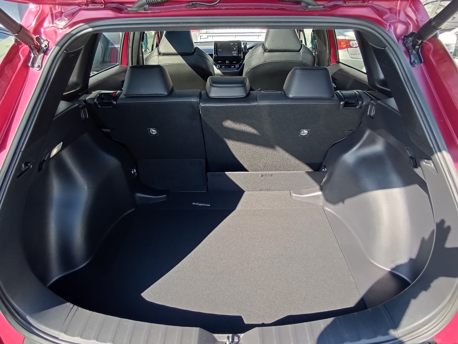 TOYOTA COROLLA CROSS-HYBRID Z-2022 WINE 2