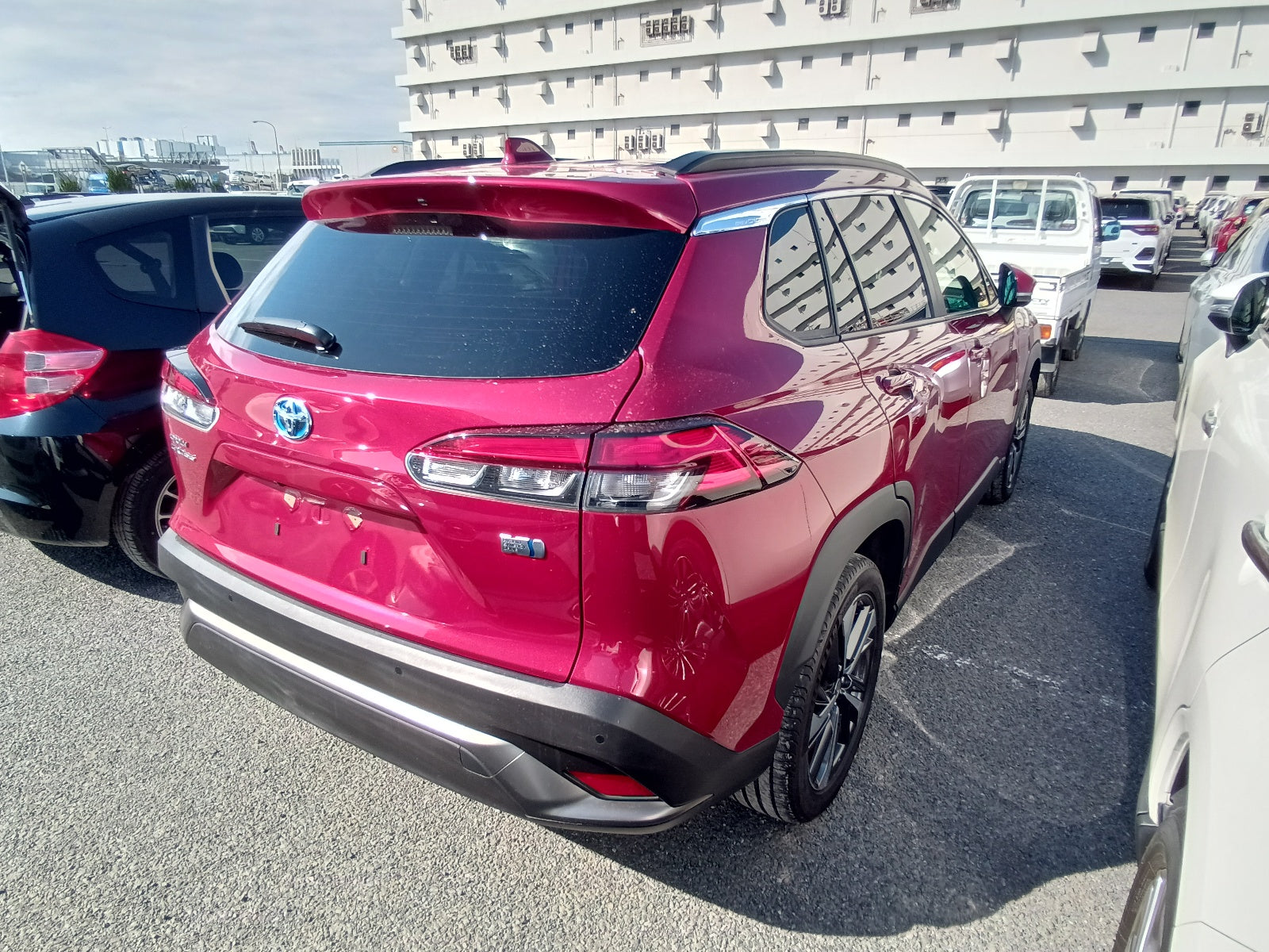 TOYOTA COROLLA CROSS-HYBRID Z-2022 WINE 2