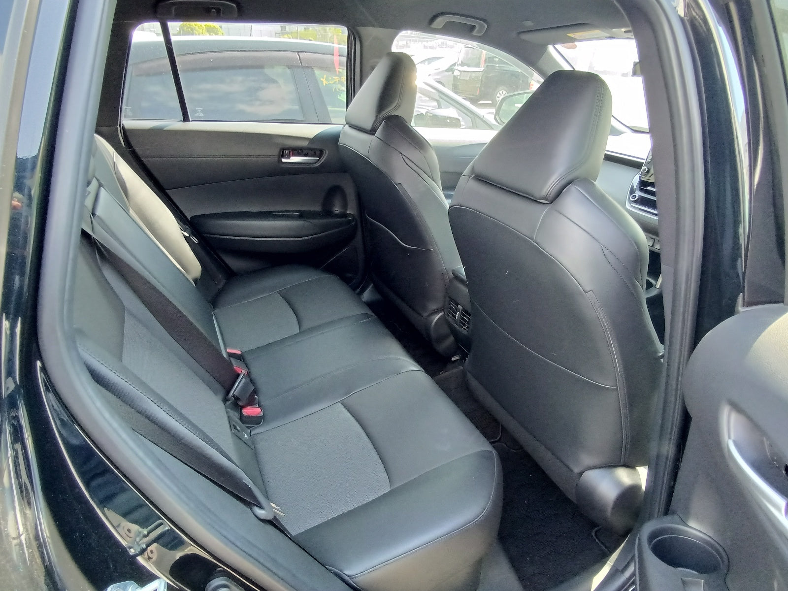 TOYOTA COROLLA CROSS-HYBRID Z-2022 BLACK