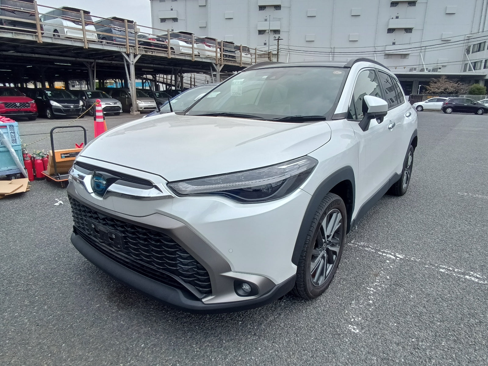 TOYOTA COROLLA CROSS-HYBRID Z PACKAGE-2023 WHITE