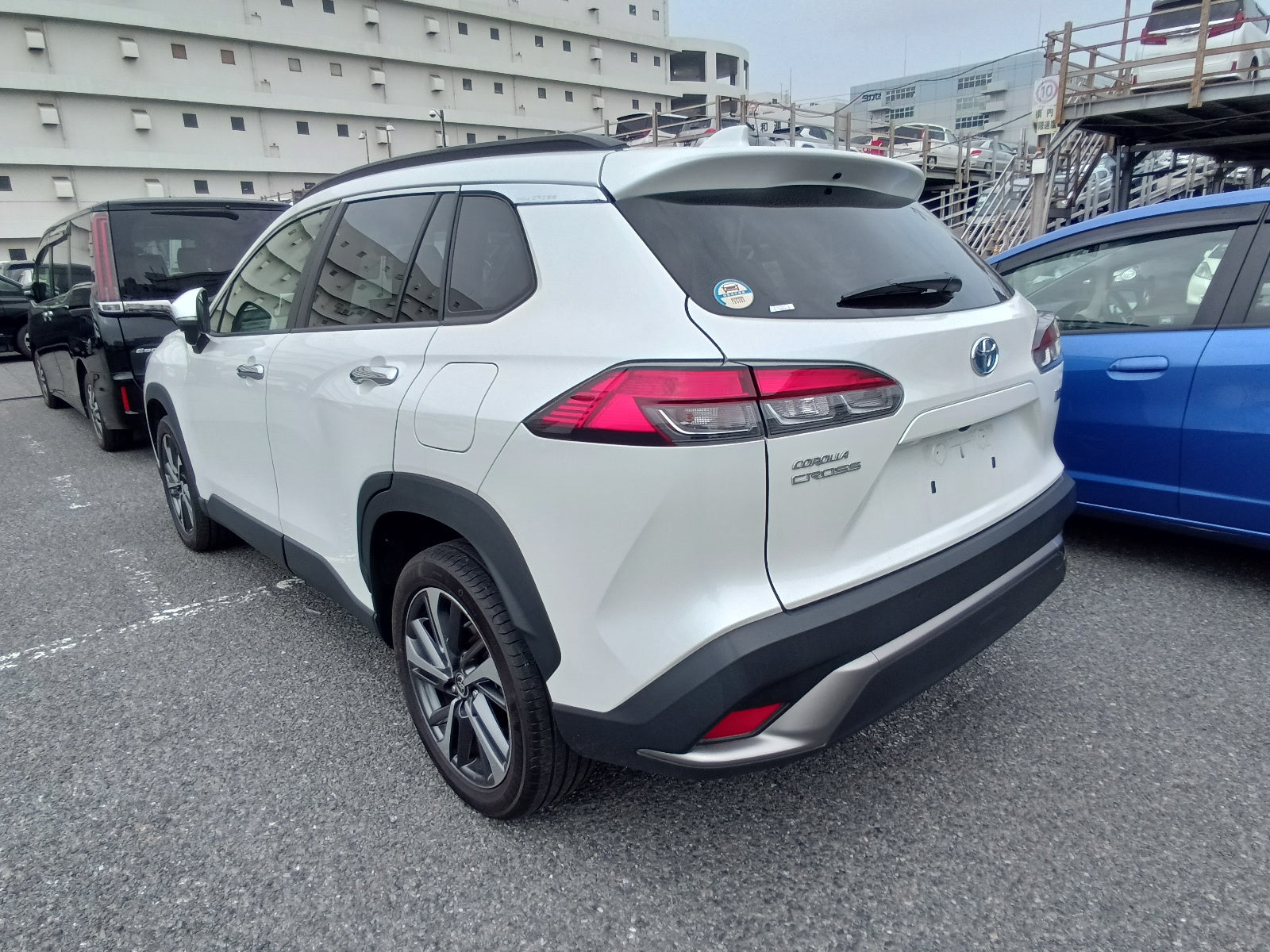 TOYOTA COROLLA CROSS-HYBRID Z PACKAGE-2023 WHITE