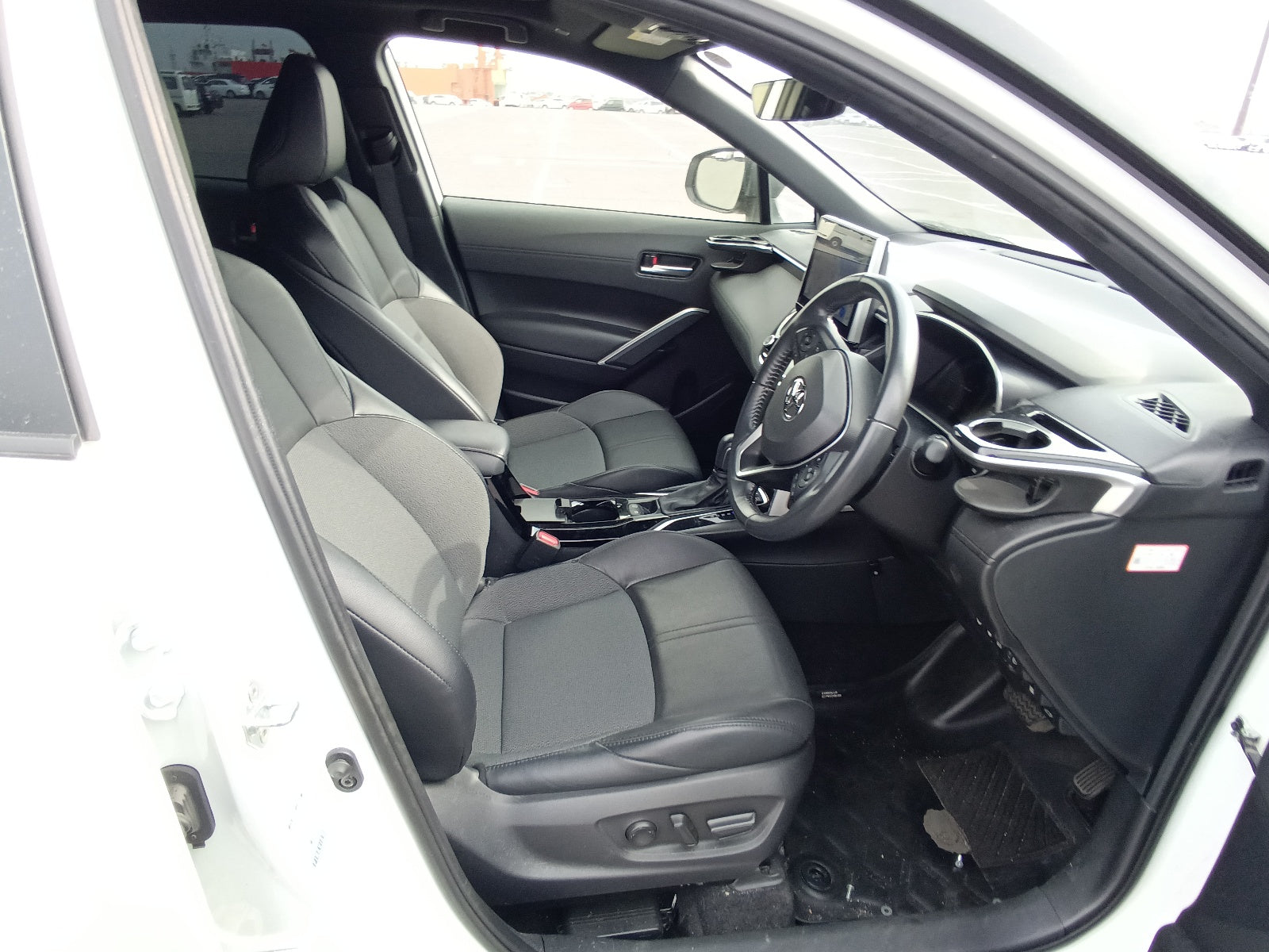 TOYOTA COROLLA CROSS-HYBRID Z-2024 PEARL