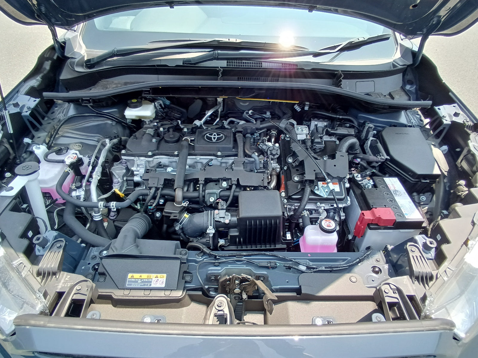 TOYOTA COROLLA CROSS-HYBRID Z-2024