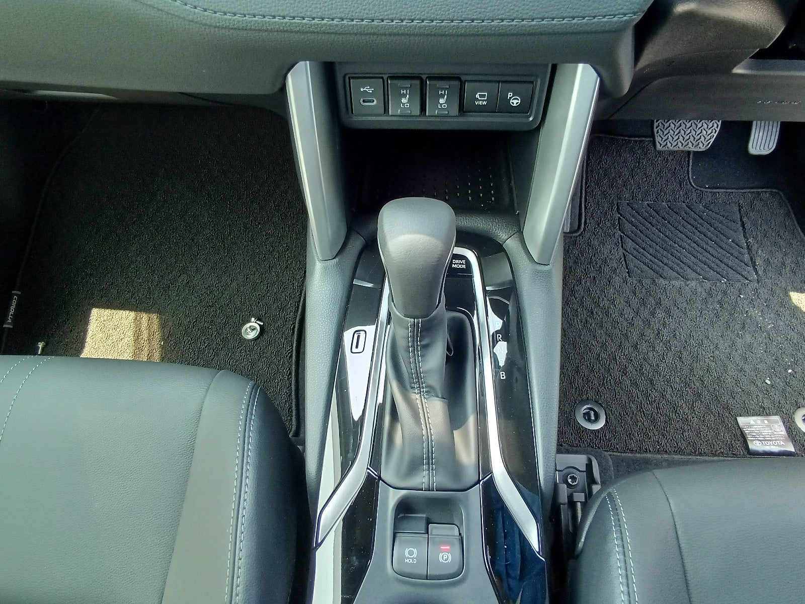 TOYOTA COROLLA CROSS-HYBRID Z-2024