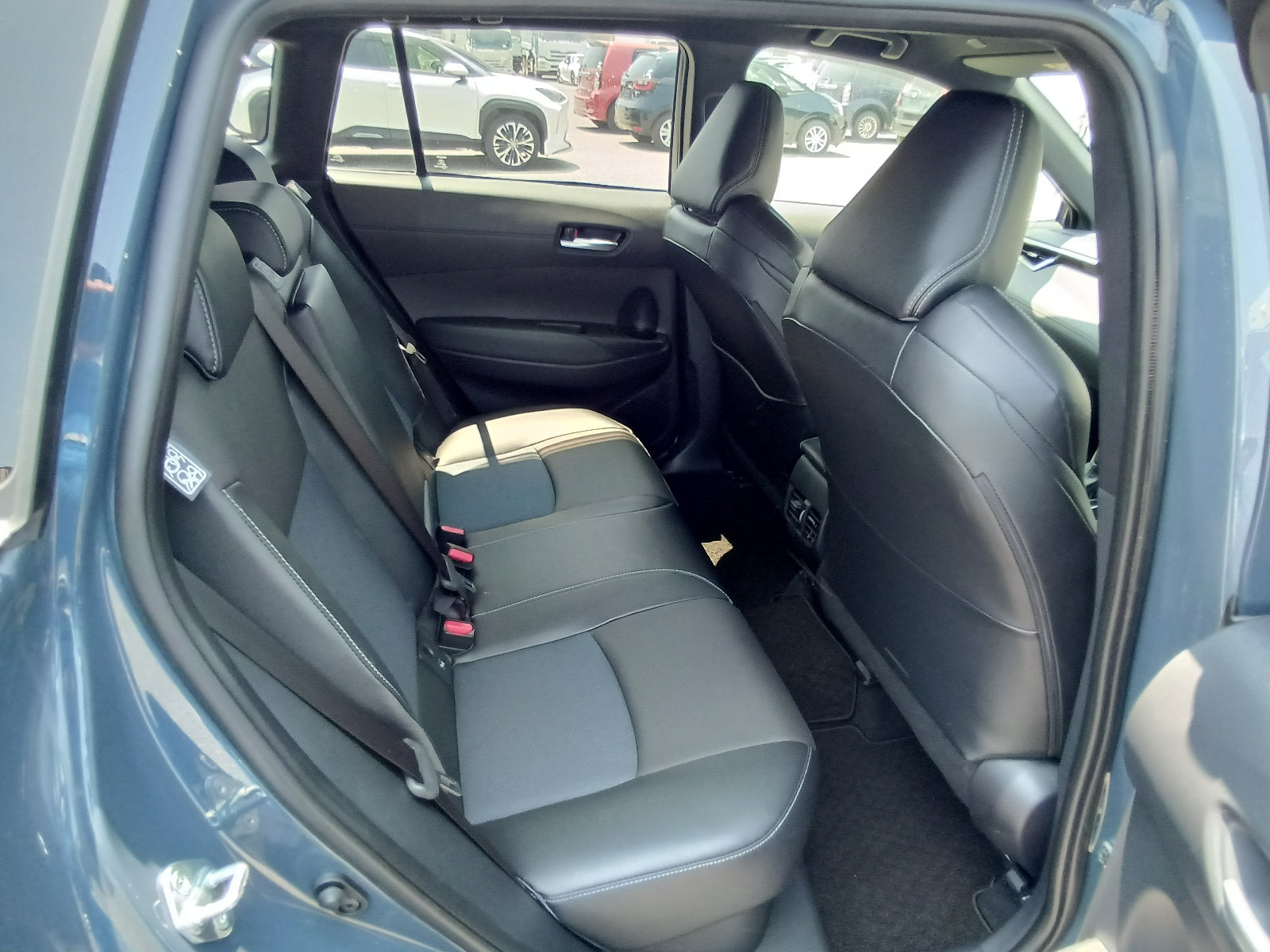 TOYOTA COROLLA CROSS-HYBRID Z-2024