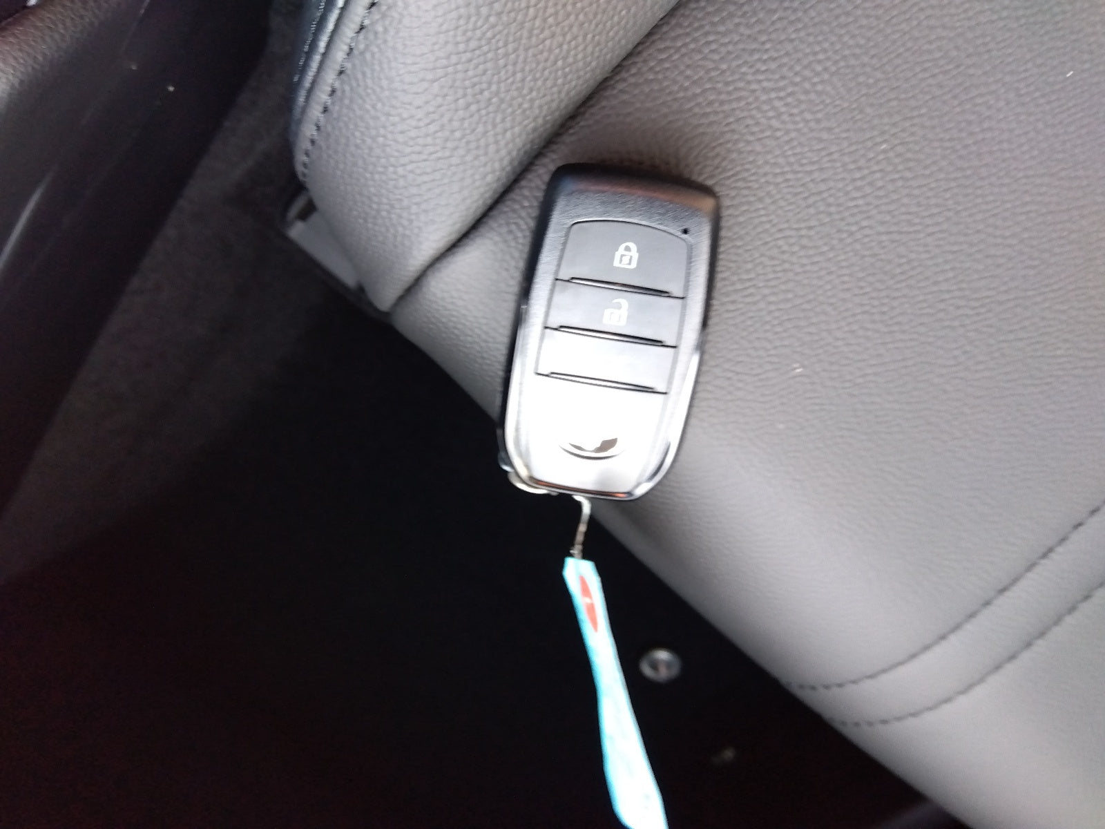 TOYOTA COROLLA CROSS-HYBRID Z PACKAGE-2025