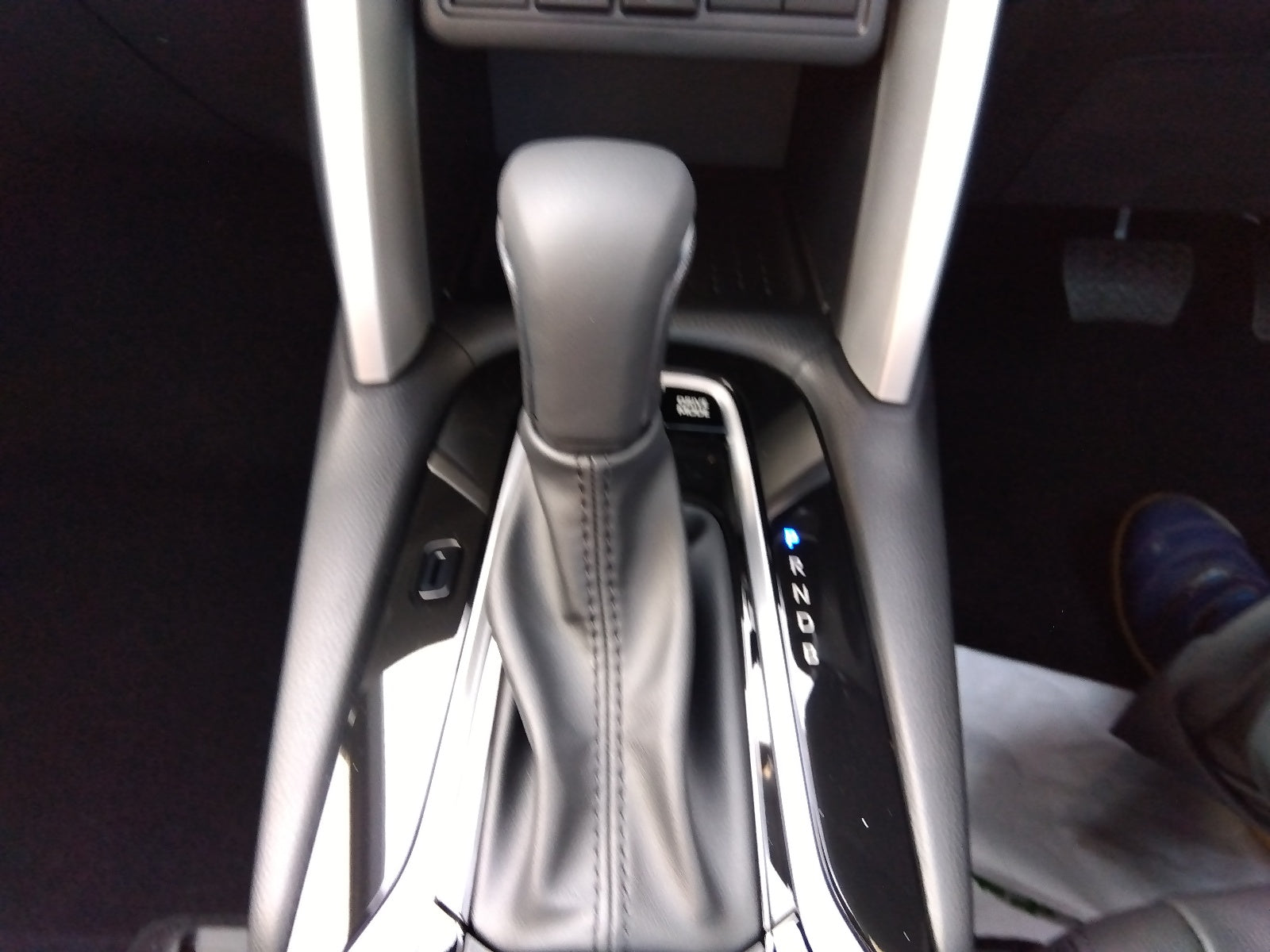 TOYOTA COROLLA CROSS-HYBRID Z PACKAGE-2025