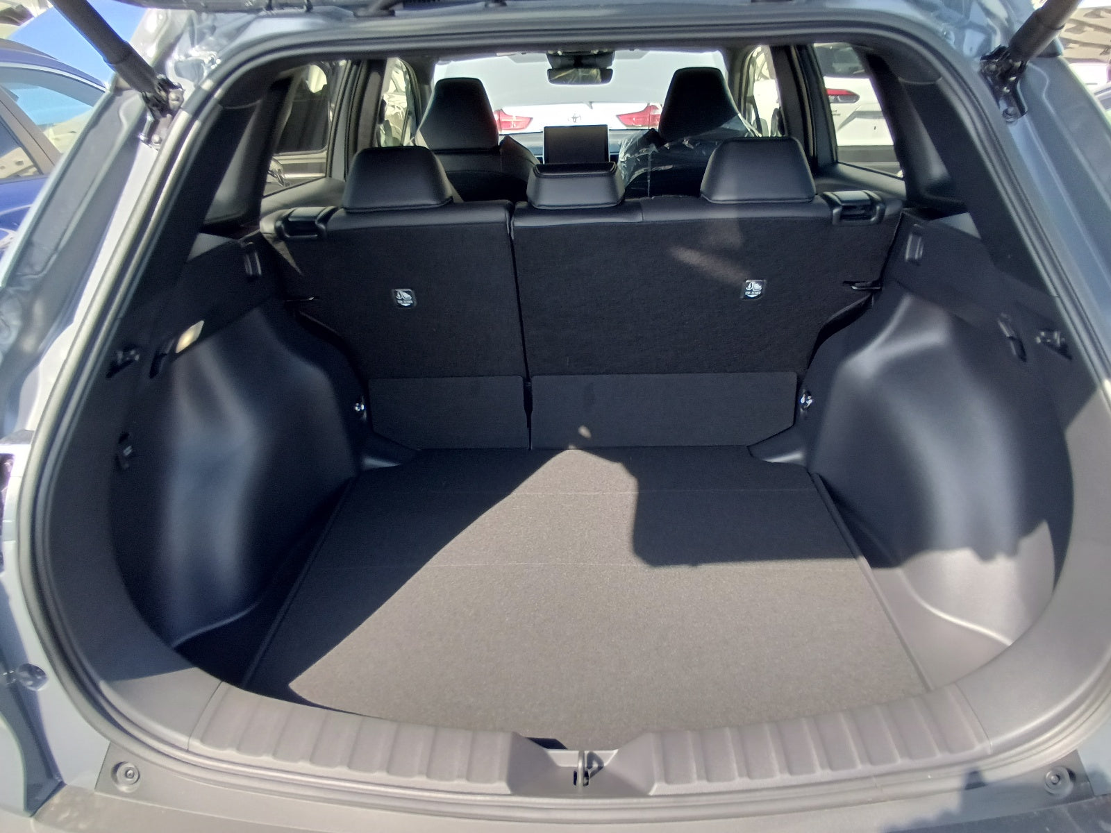 TOYOTA COROLLA CROSS-HYBRID Z PACKAGE-2026 GRAY