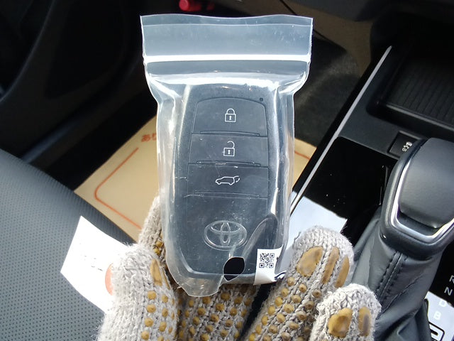 TOYOTA COROLLA CROSS-HYBRID Z-2026 PEARL WHITE