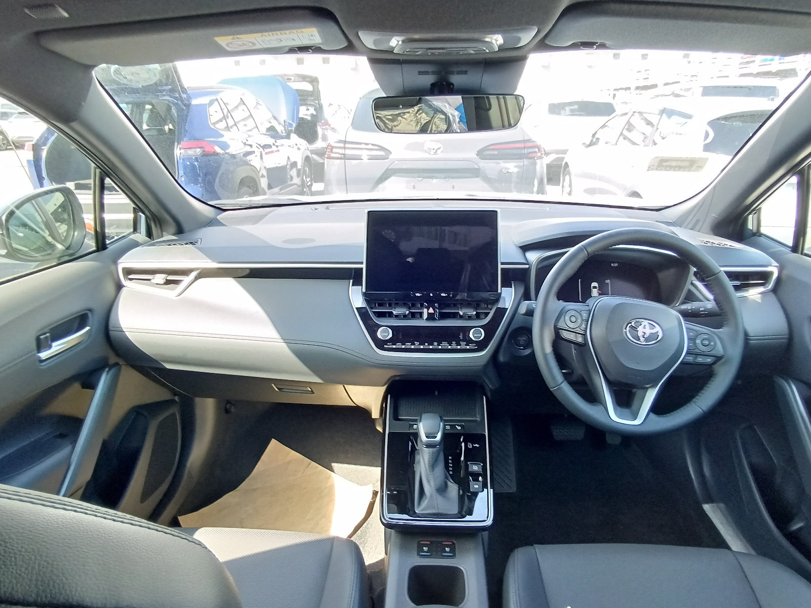 TOYOTA COROLLA CROSS-HYBRID Z PACKAGE-2026 GRAY