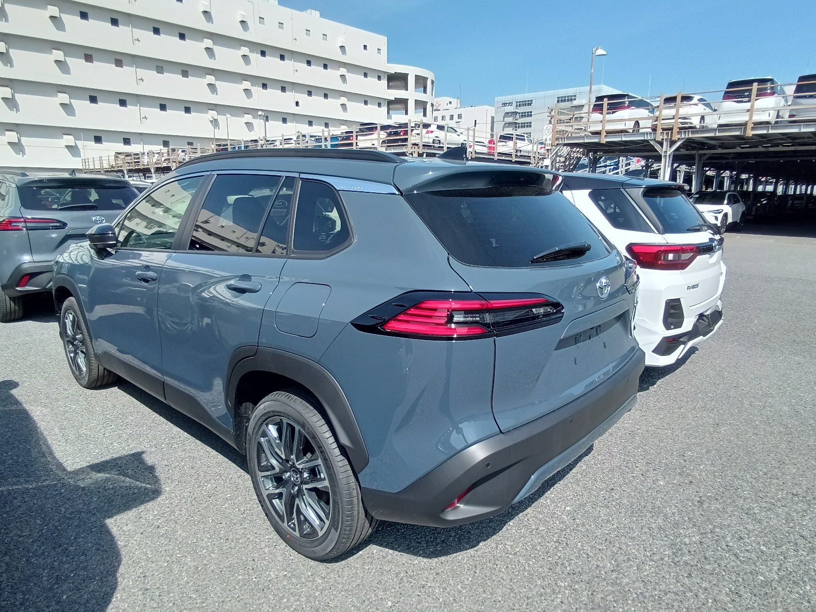 TOYOTA COROLLA CROSS-HYBRID Z PACKAGE-2026 GRAY