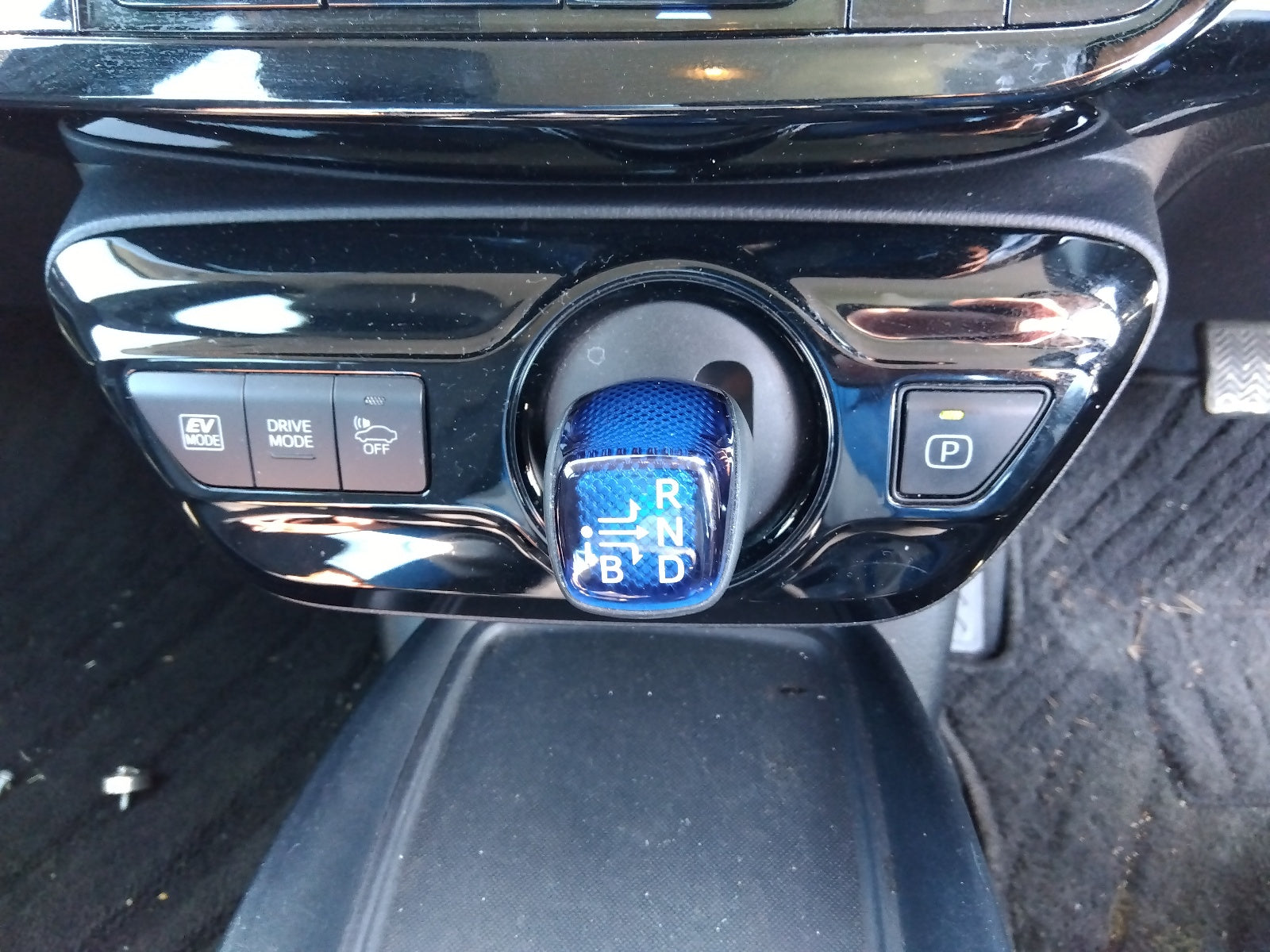 TOYOTA PRIUS-S TOURING SELECTION-2020