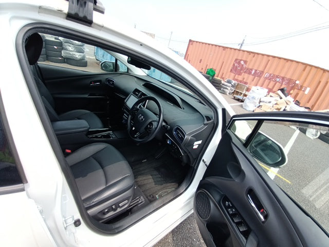 TOYOTA PRIUS-A TOURING SELECTION-2020