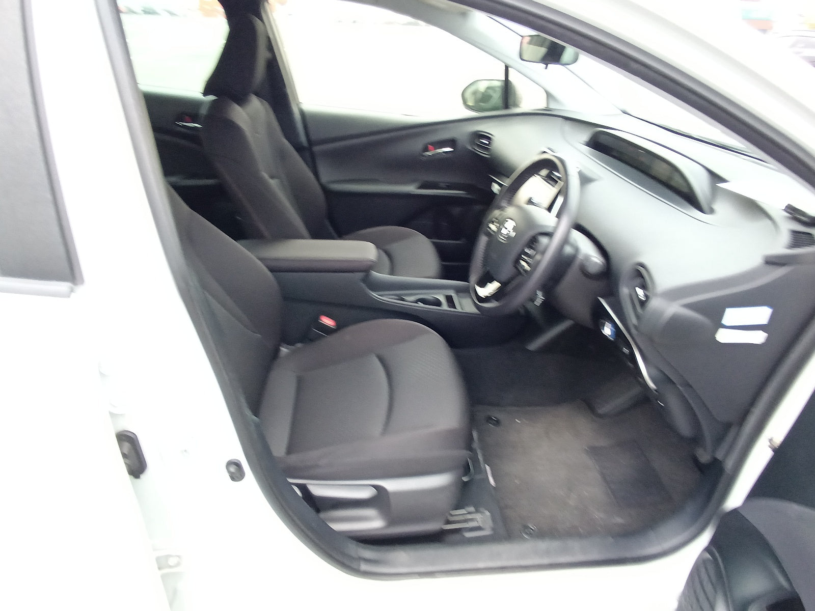 TOYOTA PRIUS-PEARL WHITE-2021