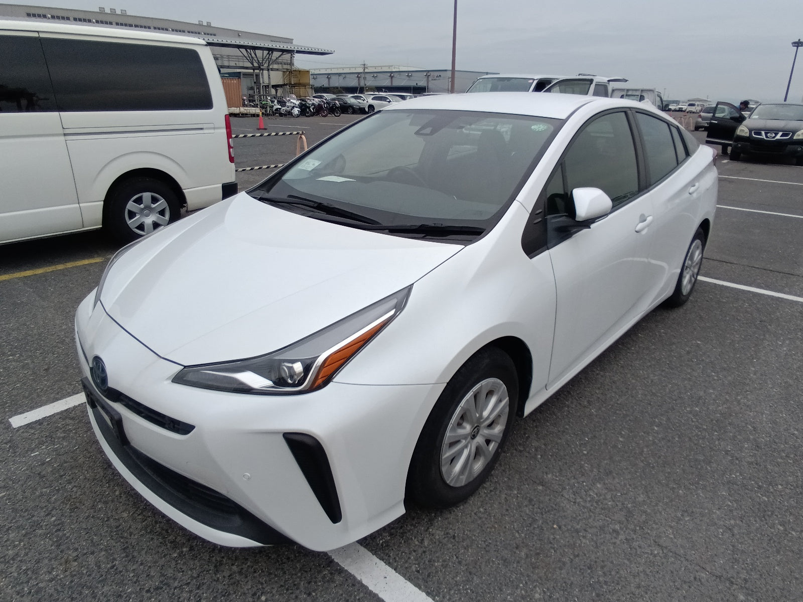 TOYOTA PRIUS-PEARL WHITE-2021