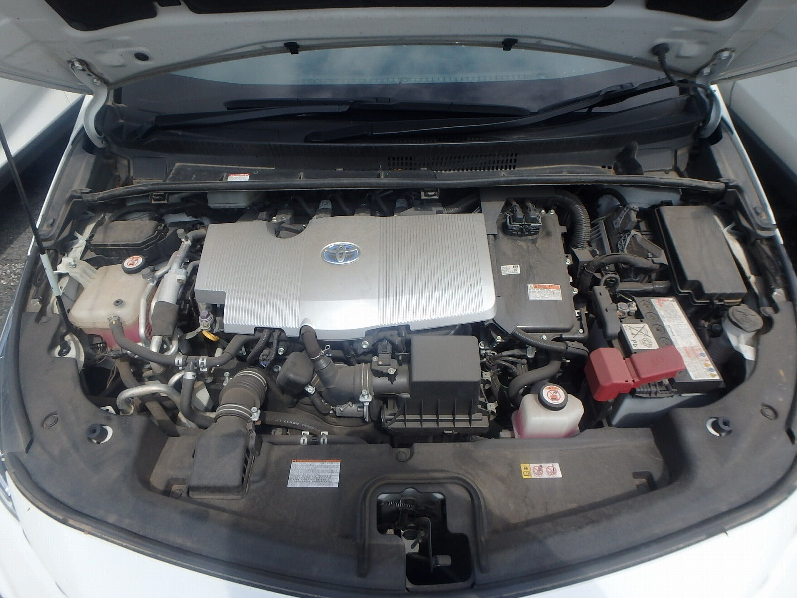 TOYOTA PRIUS PHV 2019 S GR SPORT