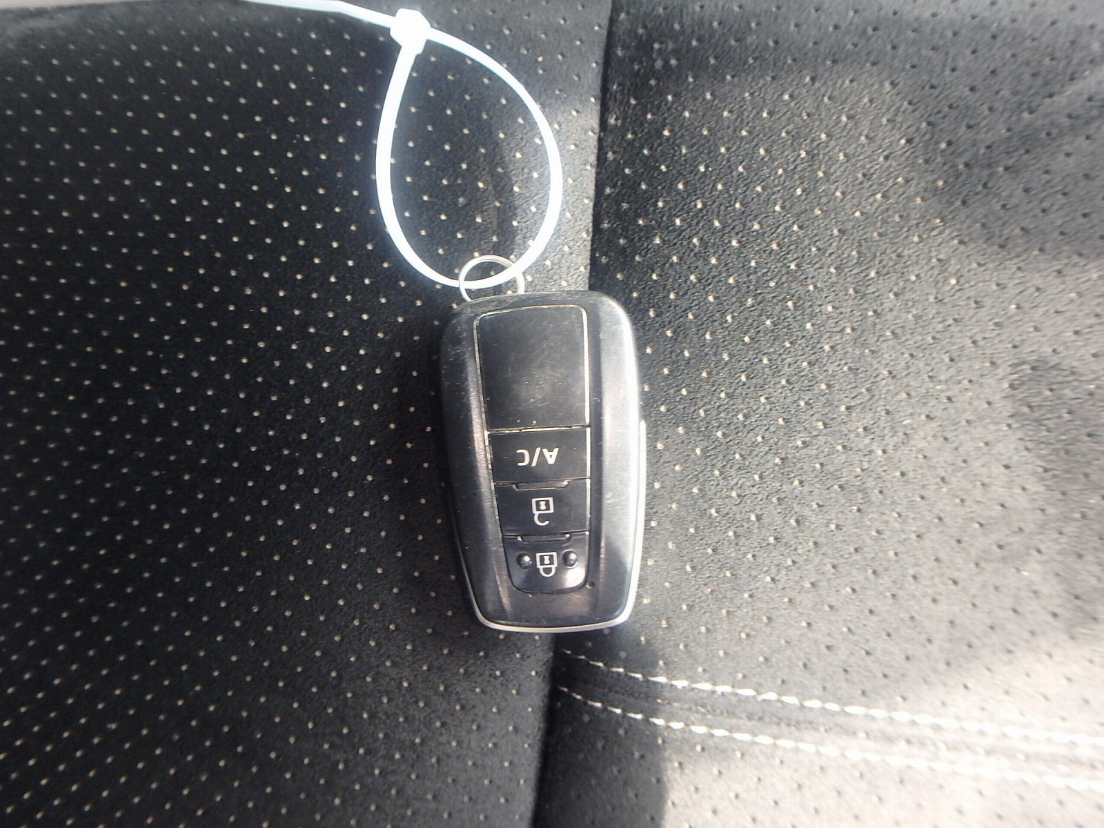 TOYOTA PRIUS PHV 2019 S GR SPORT