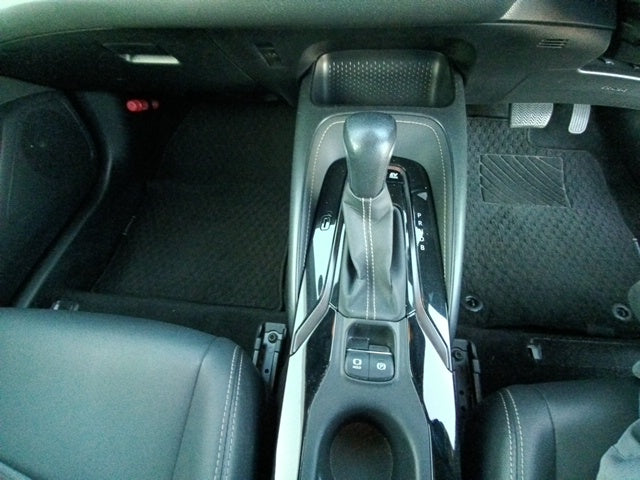 TOYOTA COROLLA-Hybrid WxB-2020