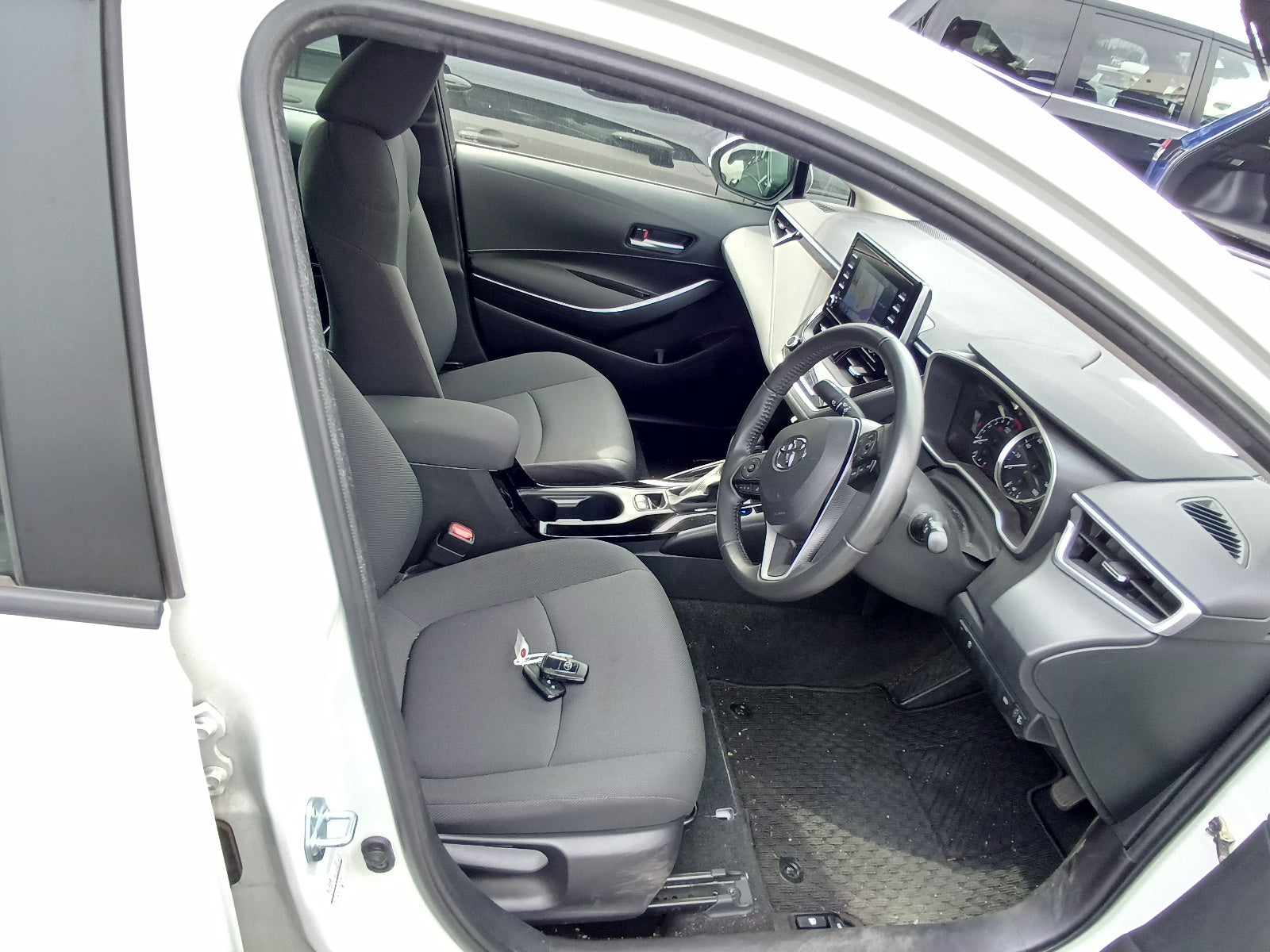 TOYOTA COROLLA 2021 white Hybrid S