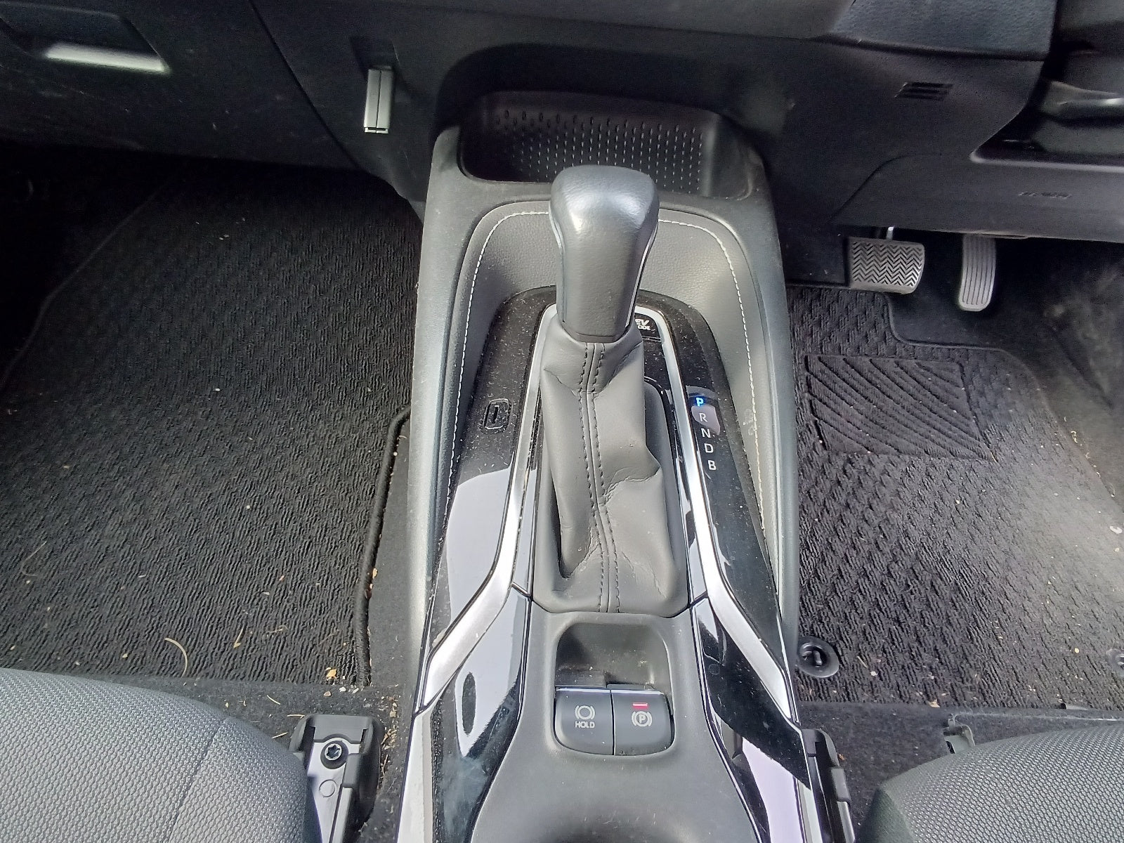 TOYOTA COROLLA 2021 white Hybrid S