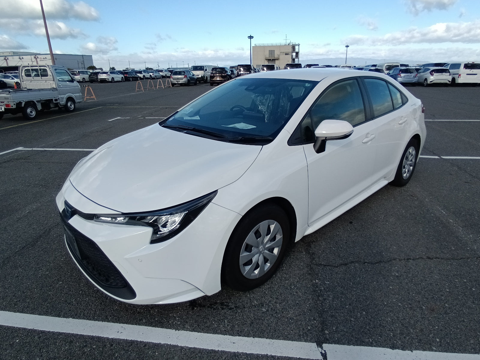TOYOTA COROLLA 2021 white Hybrid G-X